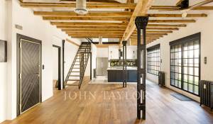 2-bed penthouse with terrace in Centro