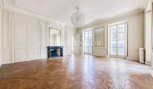 Venta Palacete Versailles