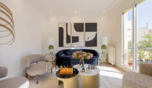 Exclusiva vivienda en Trafalgar.